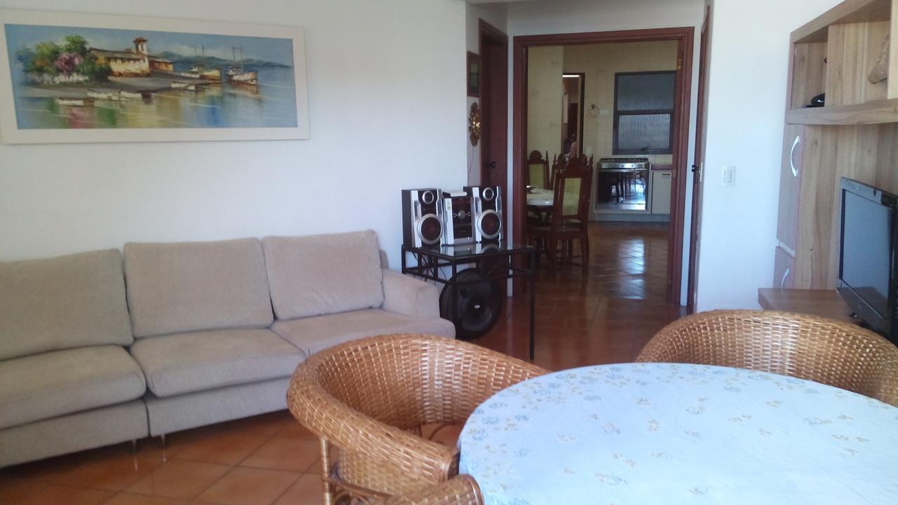 Apartamento Frente Para O Mar ,50 M Da Praia , Ar Condicionado Todos Quartos غوارويا المظهر الخارجي الصورة